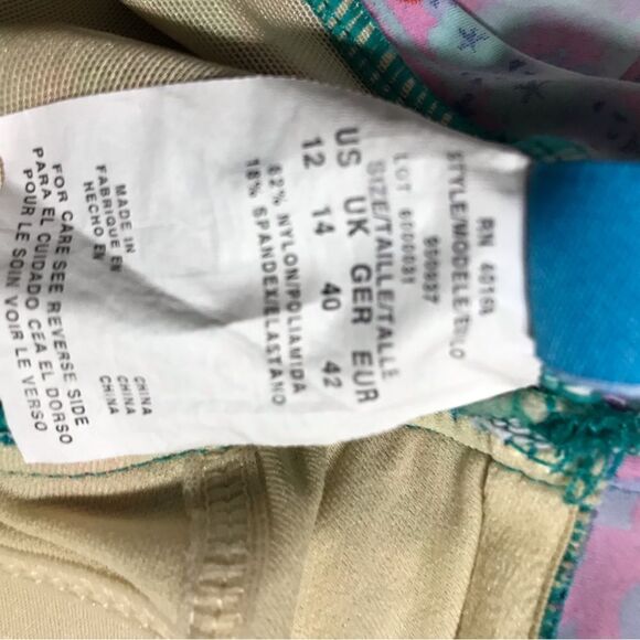 Just Beachin Pasley Floral Print Swimdress Size 12 - Picture 8 of 9